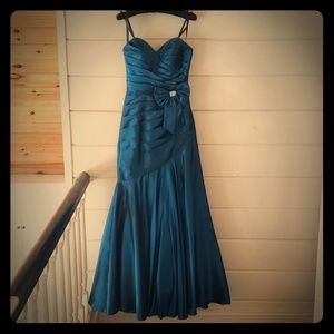Antonio Castelli ball gown/prom dress